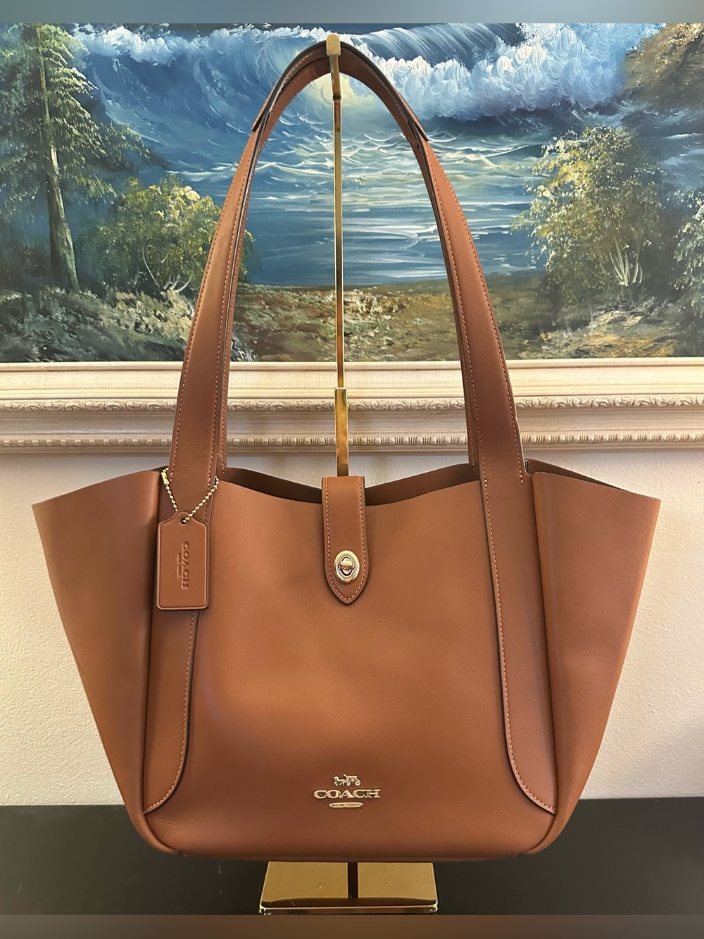 Coach Hadley leather turnlock tote - Picture 2 of 6